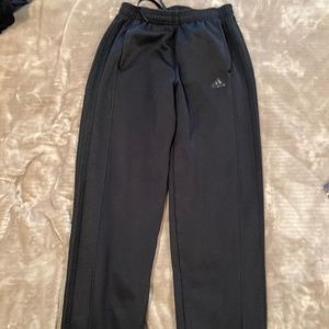 Athletic pants